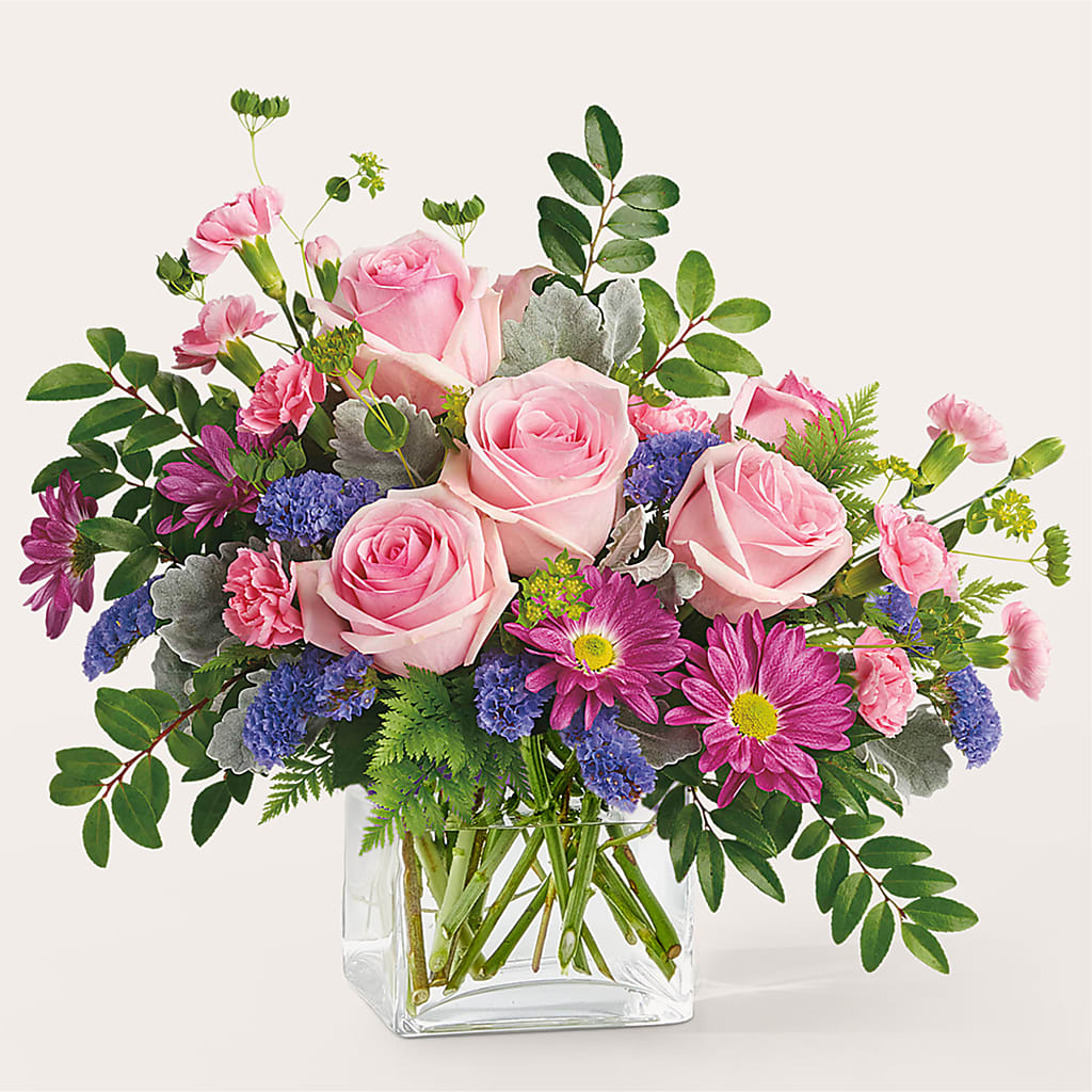 Starlet Bouquet – C IMONDI & SON FLORIST & GREENHOUSE, Pawtucket RI
