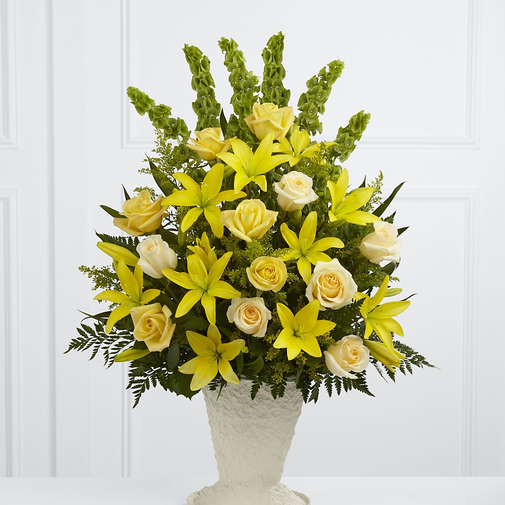 Golden Memories Arrangement – C IMONDI & SON FLORIST & GREENHOUSE, Pawtucket RI