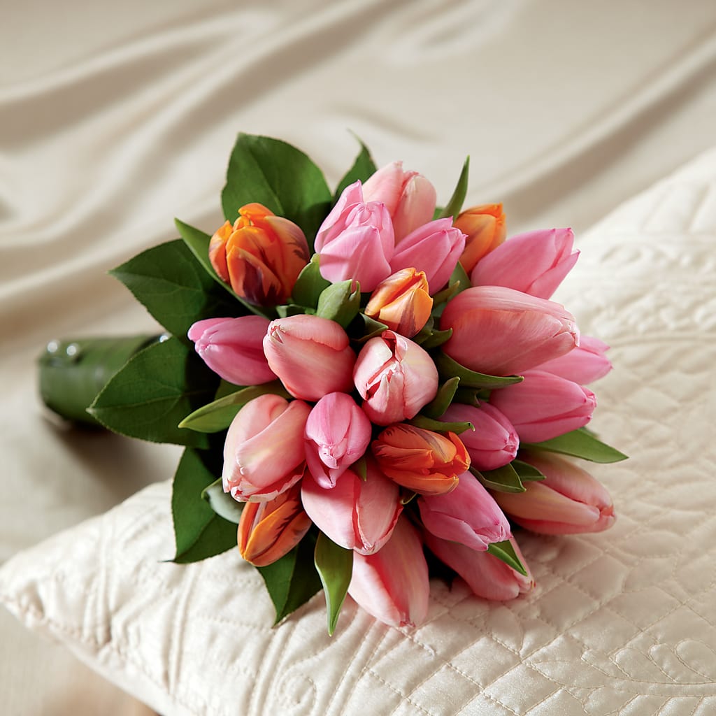 Embraceable Bouquet – C IMONDI & SON FLORIST & GREENHOUSE, Pawtucket RI