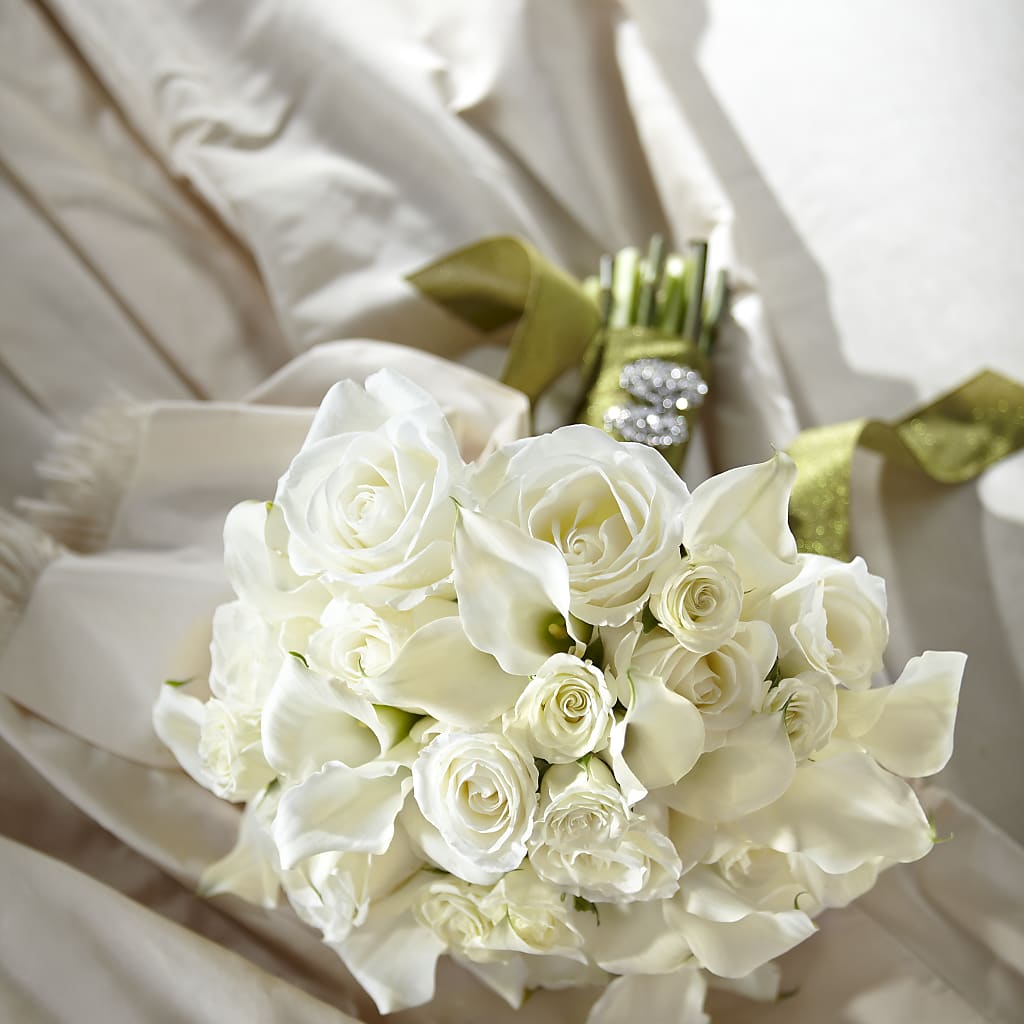 Serene Highness Bouquet – C IMONDI & SON FLORIST & GREENHOUSE, Pawtucket RI