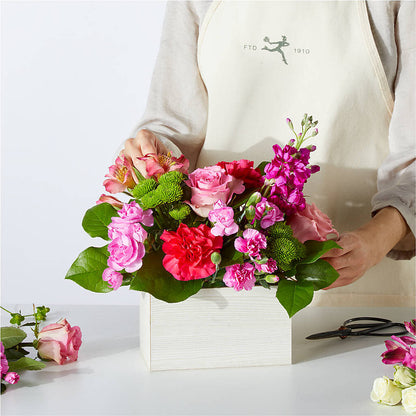 Sweetberry Box – A Florist Original – C IMONDI & SON FLORIST & GREENHOUSE, Pawtucket RI
