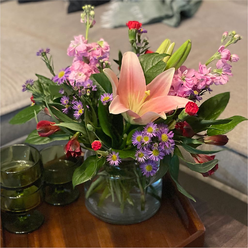 Romantique Bouquet – C IMONDI & SON FLORIST & GREENHOUSE, Pawtucket RI