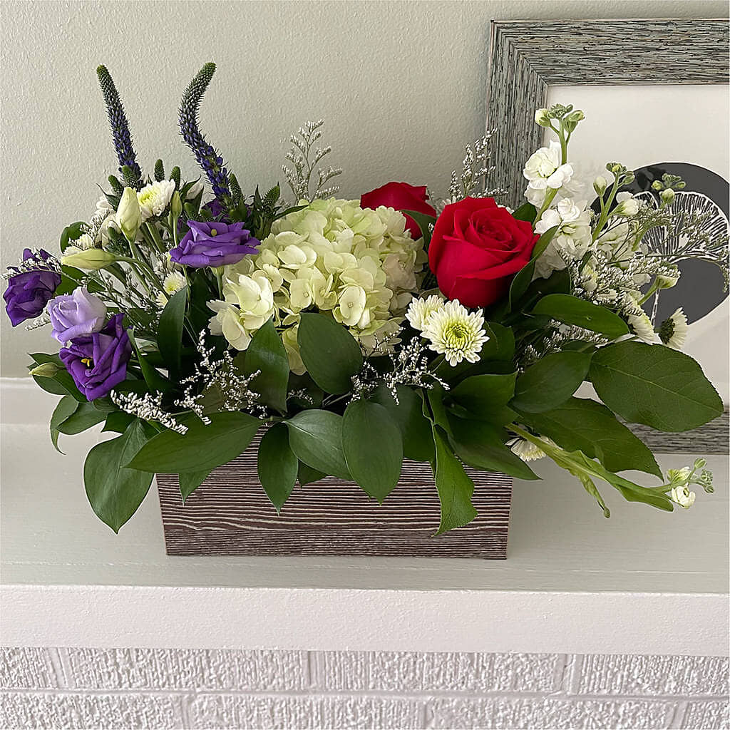 Sweet Magnolia Bouquet – C IMONDI & SON FLORIST & GREENHOUSE, Pawtucket RI