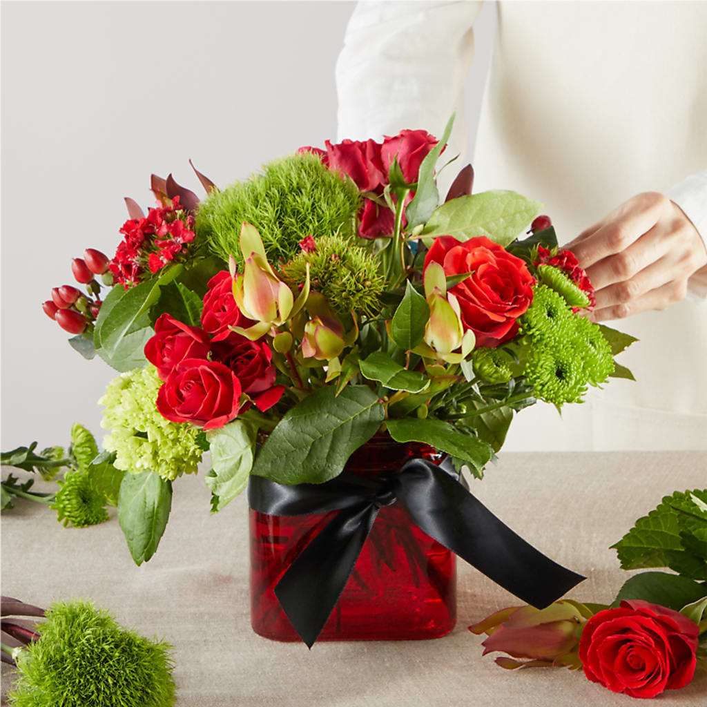Heritage Kindle – A Florist Original – C IMONDI & SON FLORIST & GREENHOUSE, Pawtucket RI