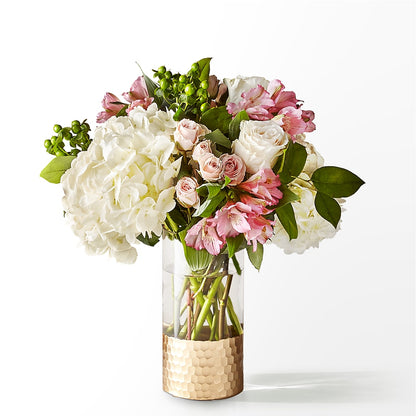 Parisian Stroll Bouquet – C IMONDI & SON FLORIST & GREENHOUSE, Pawtucket RI