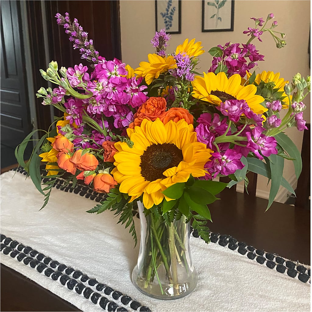 Rays of Life Bouquet – C IMONDI & SON FLORIST & GREENHOUSE, Pawtucket RI