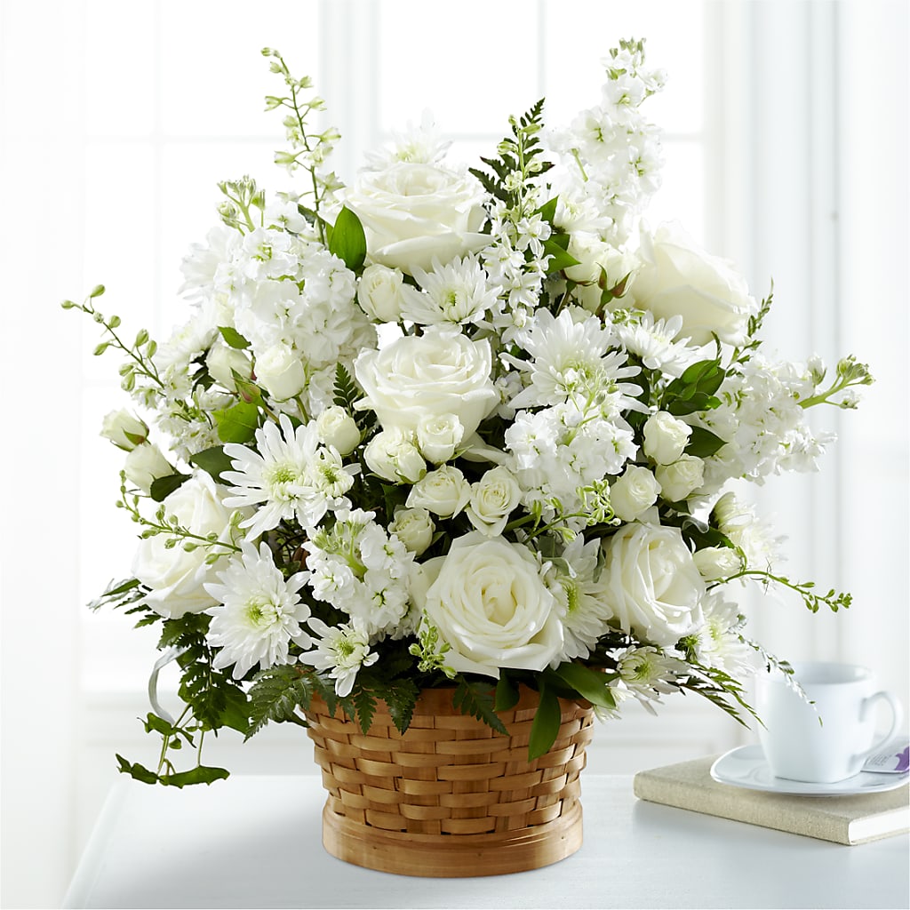 Heartfelt Condolences Arrangement – C IMONDI & SON FLORIST & GREENHOUSE, Pawtucket RI