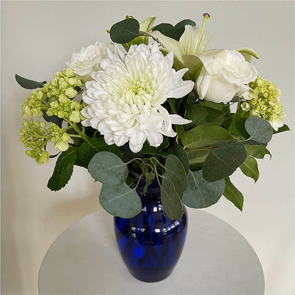 Snowy Dreams Bouquet – C IMONDI & SON FLORIST & GREENHOUSE, Pawtucket RI