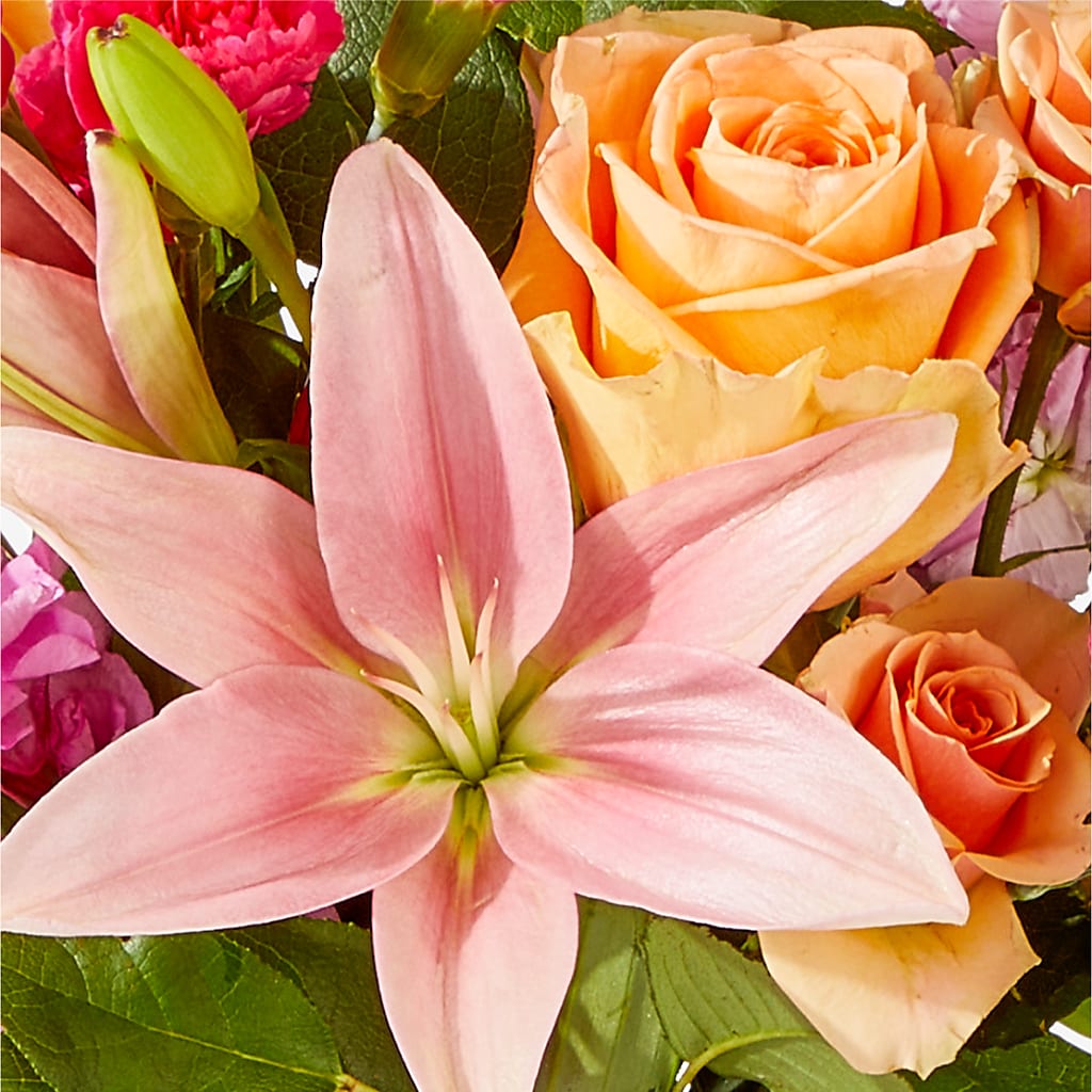 Bisous Bouquet – C IMONDI & SON FLORIST & GREENHOUSE, Pawtucket RI