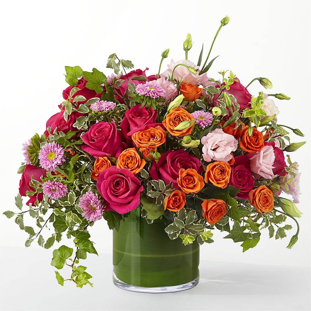 The Trendsetter – C IMONDI & SON FLORIST & GREENHOUSE, Pawtucket RI